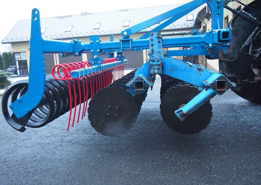 Brona talerzowa Rabe Werk RABE WERK Fielo biro 3000 2006 Brona talerzowa RABE - Дисковий культиватор: фото 5 Brona talerzowa Rabe Werk RABE WERK Fielo biro 3000 2006 Brona talerzowa RABE - Дисковий культиватор: фото 5
