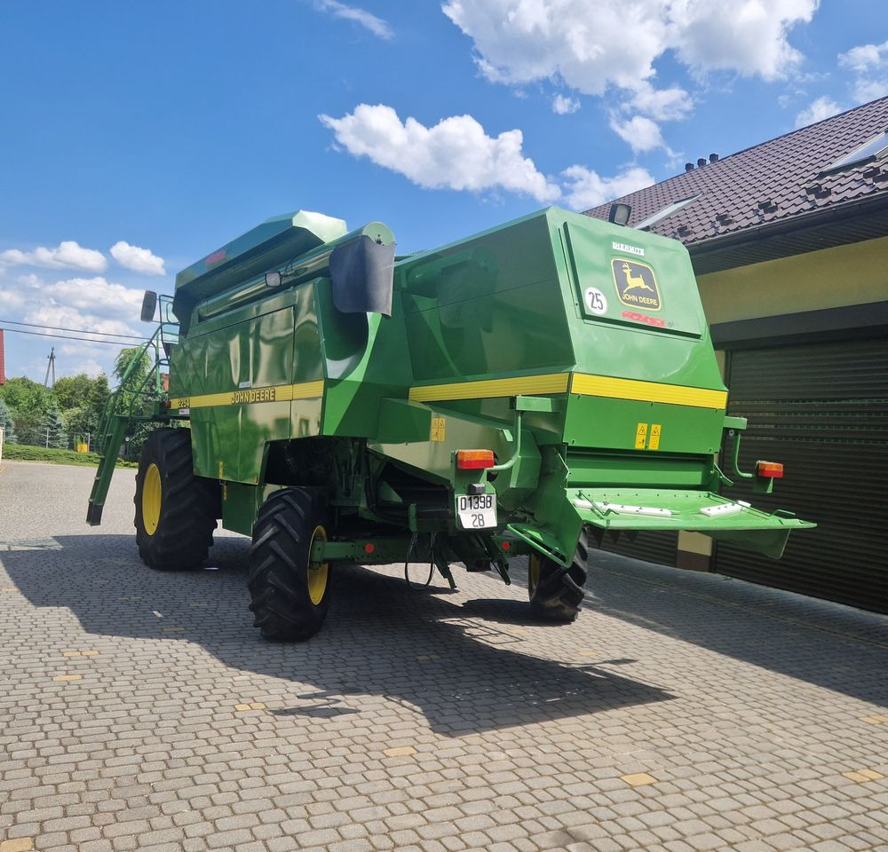 Kombajn zbożawy John deere 2254 2000 Kombajn John Deere JD - Зернозбиральний комбайн: фото 4 Kombajn zbożawy John deere 2254 2000 Kombajn John Deere JD - Зернозбиральний комбайн: фото 4