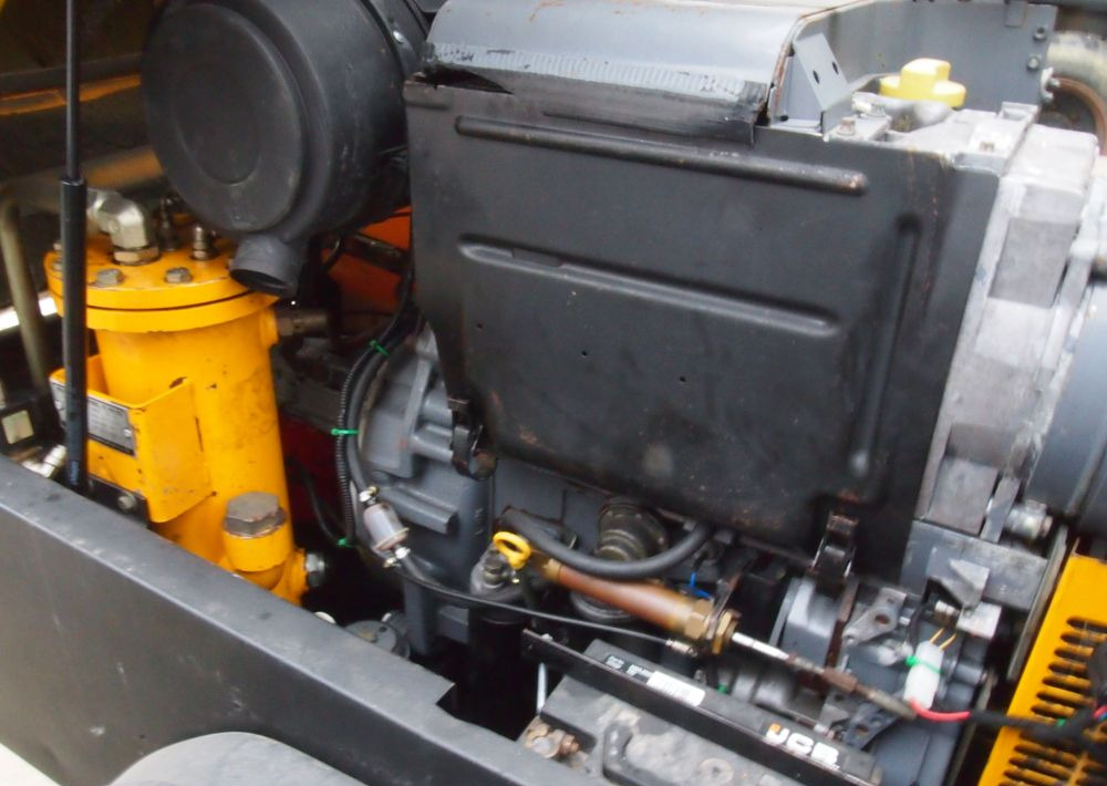 Kompresor Ingersoll Rand IR P130WD 2000 Kompresor Ingersoll Rand P130WD 30 kW - Повітряний компресор: фото 5 Kompresor Ingersoll Rand IR P130WD 2000 Kompresor Ingersoll Rand P130WD 30 kW - Повітряний компресор: фото 5