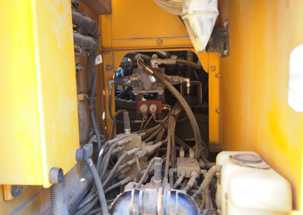 Koparka gąsienicowa Volvo EC180CL 2008 KOPARKA VOLVO - Гусеничний екскаватор: фото 5 Koparka gąsienicowa Volvo EC180CL 2008 KOPARKA VOLVO - Гусеничний екскаватор: фото 5