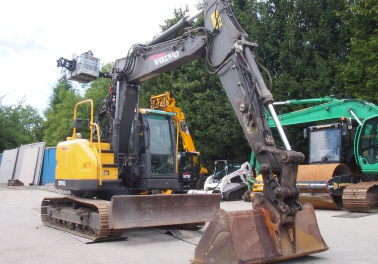 Koparka gąsienicowa Volvo ECR145D 2010 KOPARKA VOLVO - Гусеничний екскаватор: фото 2 Koparka gąsienicowa Volvo ECR145D 2010 KOPARKA VOLVO - Гусеничний екскаватор: фото 2