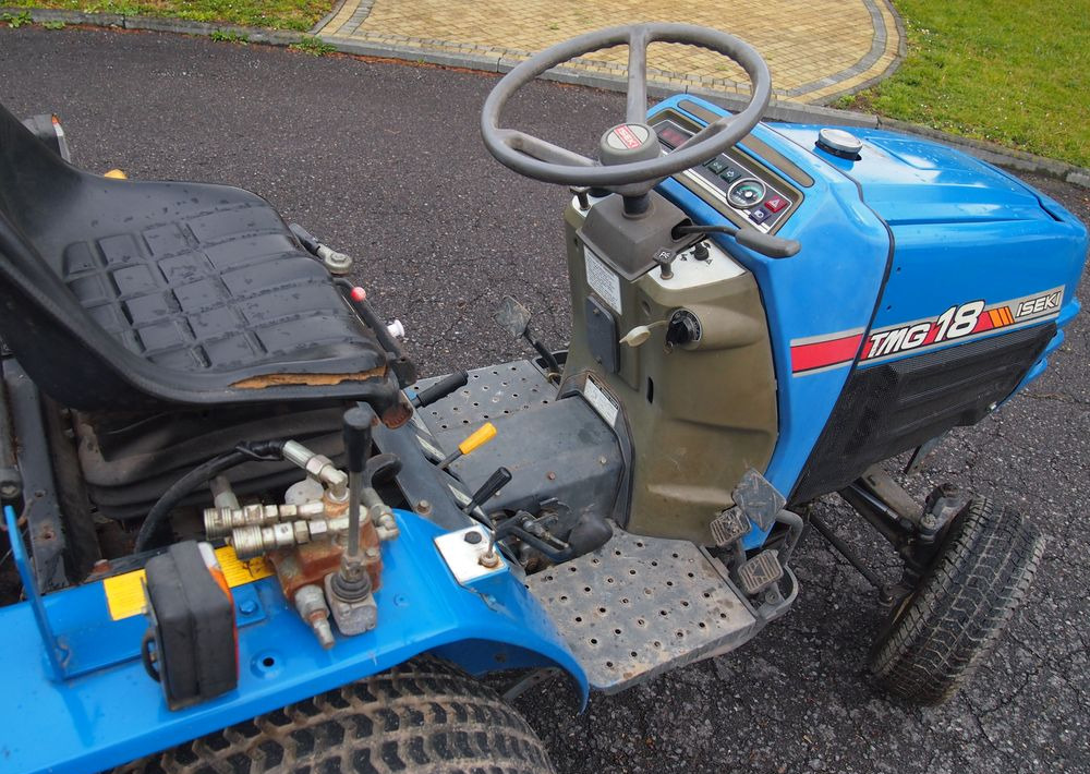 Kosiarka traktorek Iseki TMG T18 1995 hydro Diesel - Газонокосарка: фото 2 Kosiarka traktorek Iseki TMG T18 1995 hydro Diesel - Газонокосарка: фото 2
