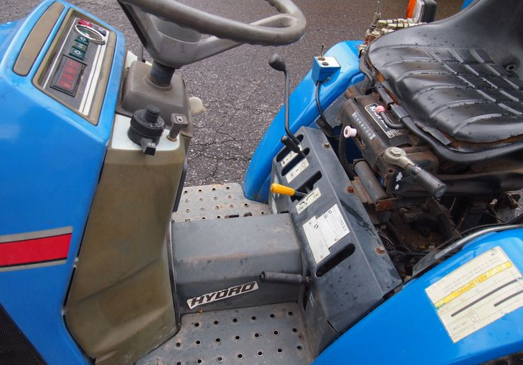 Kosiarka traktorek Iseki TMG T18 1995 hydro Diesel - Газонокосарка: фото 4 Kosiarka traktorek Iseki TMG T18 1995 hydro Diesel - Газонокосарка: фото 4