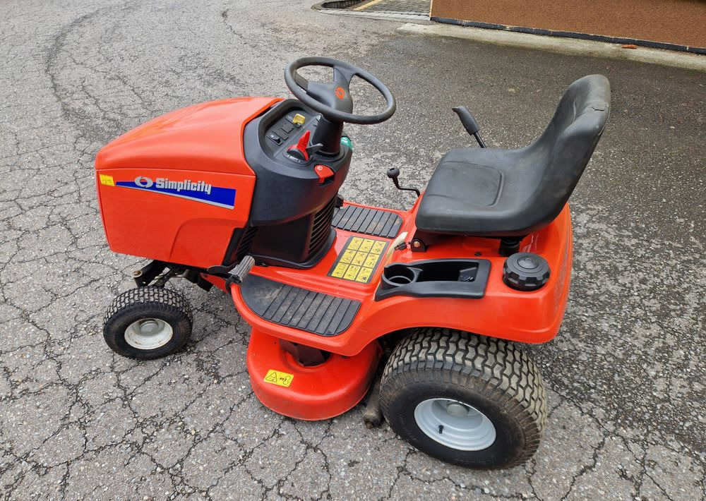 Kosiarka traktorek Simplicity Regent 18,5 Kosiarka Simplicity - Газонокосарка: фото 3 Kosiarka traktorek Simplicity Regent 18,5 Kosiarka Simplicity - Газонокосарка: фото 3