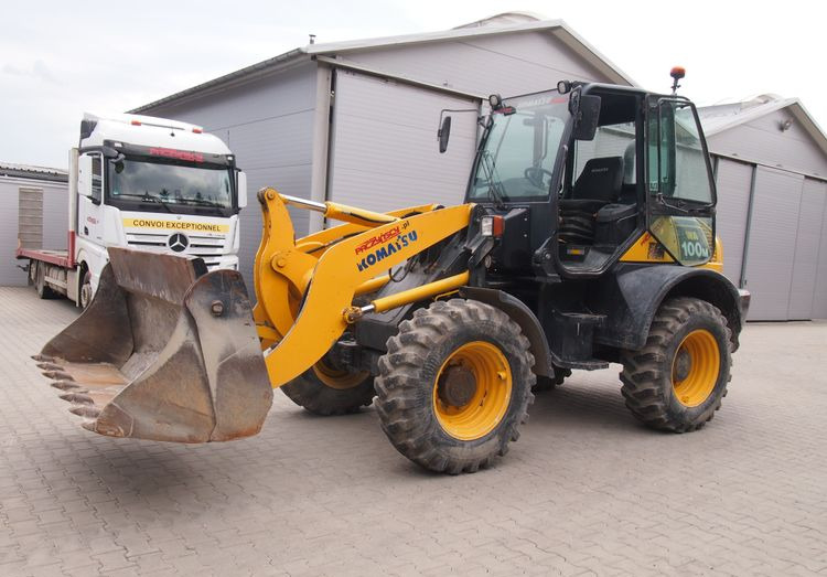 Ładowarka Komatsu WA100-6 2012 Ładowarka Komatsu WA 100-6 - Колісний навантажувач: фото 4 Ładowarka Komatsu WA100-6 2012 Ładowarka Komatsu WA 100-6 - Колісний навантажувач: фото 4