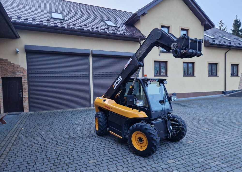 Ładowarka teleskopowa JCB 516-40 2017 Ładowarka teleskopowa JCB - Навантажувач телескопічний: фото 1 Ładowarka teleskopowa JCB 516-40 2017 Ładowarka teleskopowa JCB - Навантажувач телескопічний: фото 1