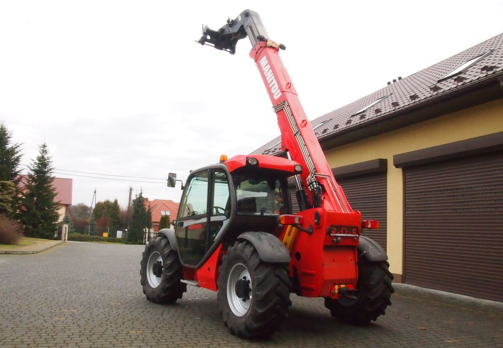 Ładowarka teleskopowa Manitou MLT 735-120LSU 2012 Manitou Silnik Mercedes - Навантажувач телескопічний: фото 3 Ładowarka teleskopowa Manitou MLT 735-120LSU 2012 Manitou Silnik Mercedes - Навантажувач телескопічний: фото 3