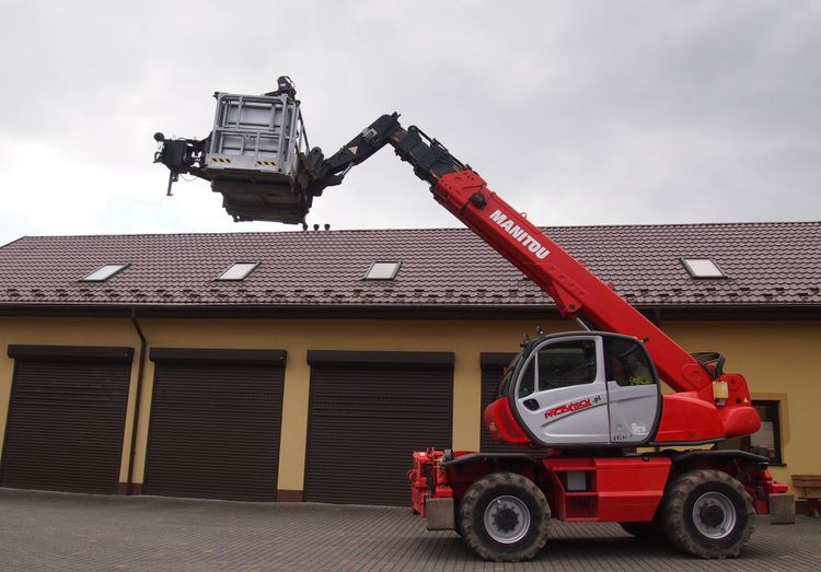 Ładowarka teleskopowa Manitou MRT 2150 Privilege   MANITOU ważne UDT - Навантажувач телескопічний: фото 1 Ładowarka teleskopowa Manitou MRT 2150 Privilege   MANITOU ważne UDT - Навантажувач телескопічний: фото 1