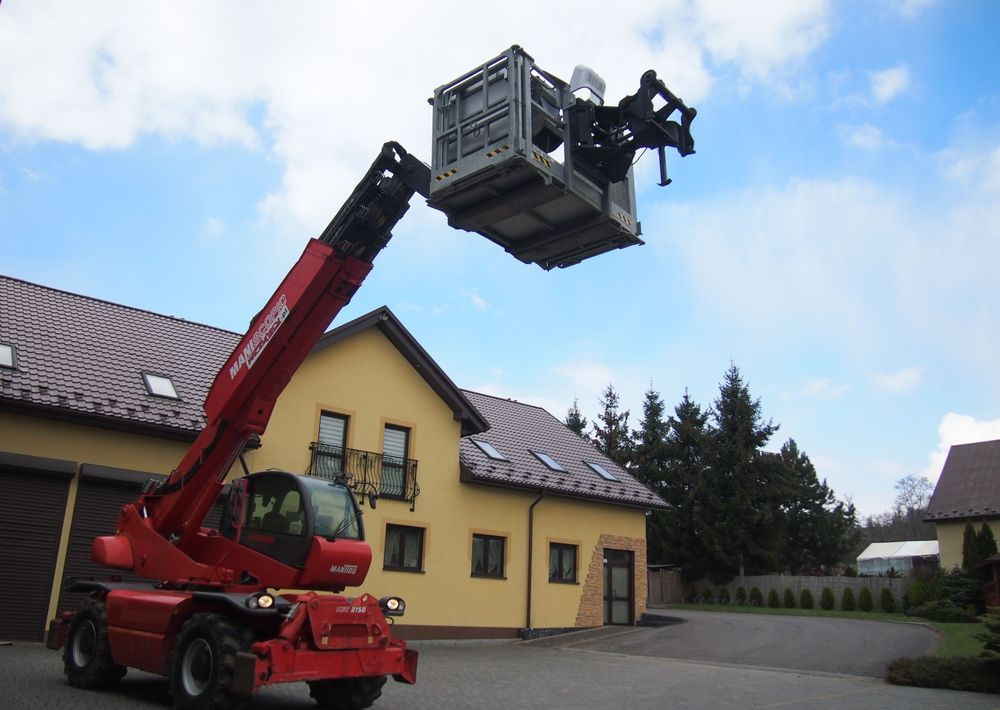 Ładowarka teleskopowa Manitou MRT 2150 Privilege MANITOU ważne UDT - Навантажувач телескопічний: фото 2 Ładowarka teleskopowa Manitou MRT 2150 Privilege MANITOU ważne UDT - Навантажувач телескопічний: фото 2