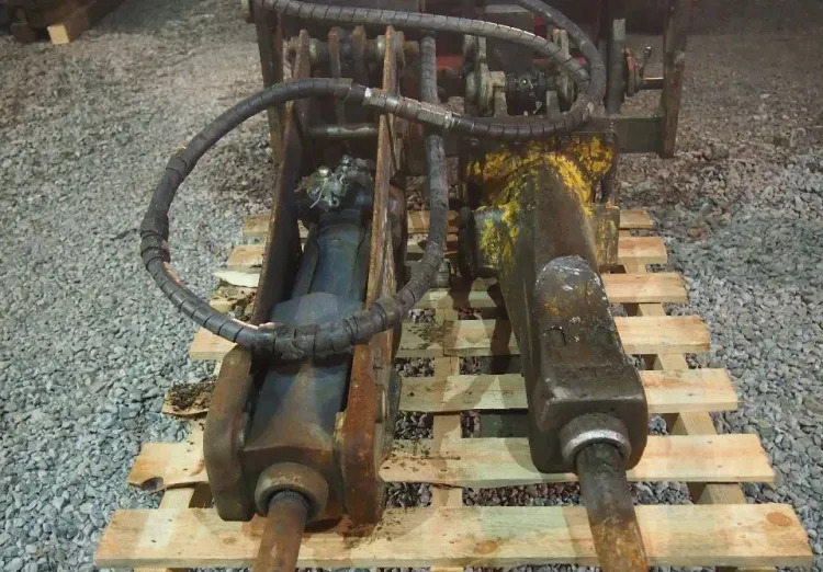 Młotek do kucia Kubota  2010 wyburzeniowy - Гідравлічний молот в категорії Будівельна техніка: фото 2 Młotek do kucia Kubota  2010 wyburzeniowy - Гідравлічний молот в категорії Будівельна техніка: фото 2