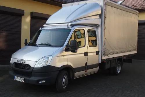 Samochód Iveco Daily 35c21 2012 DMC 3,5T DOKA dubel kabina - Тентований фургон, Вантажопасажирський фургон: фото 2 Samochód Iveco Daily 35c21 2012 DMC 3,5T DOKA dubel kabina - Тентований фургон, Вантажопасажирський фургон: фото 2