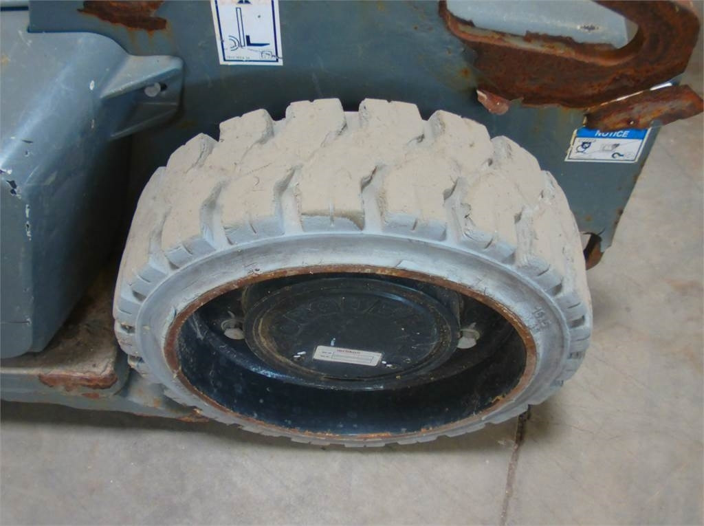 Вертикальний щогловий підйомник Haulotte STAR 10: фото 12