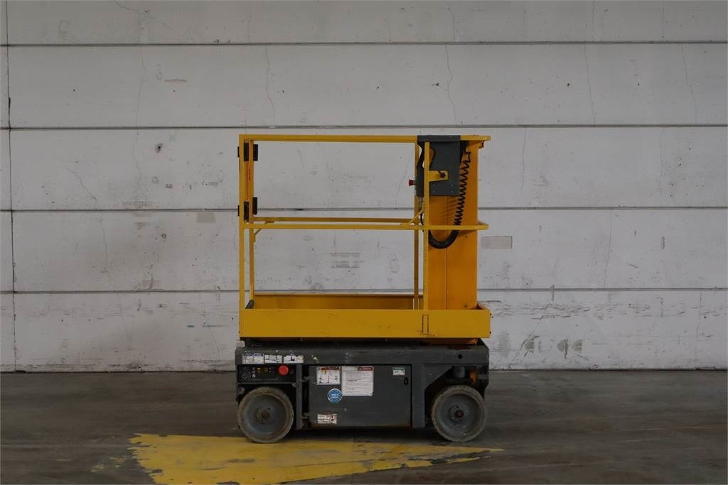 Haulotte STAR 6 - Вертикальний щогловий підйомник: фото 1 Haulotte STAR 6 - Вертикальний щогловий підйомник: фото 1