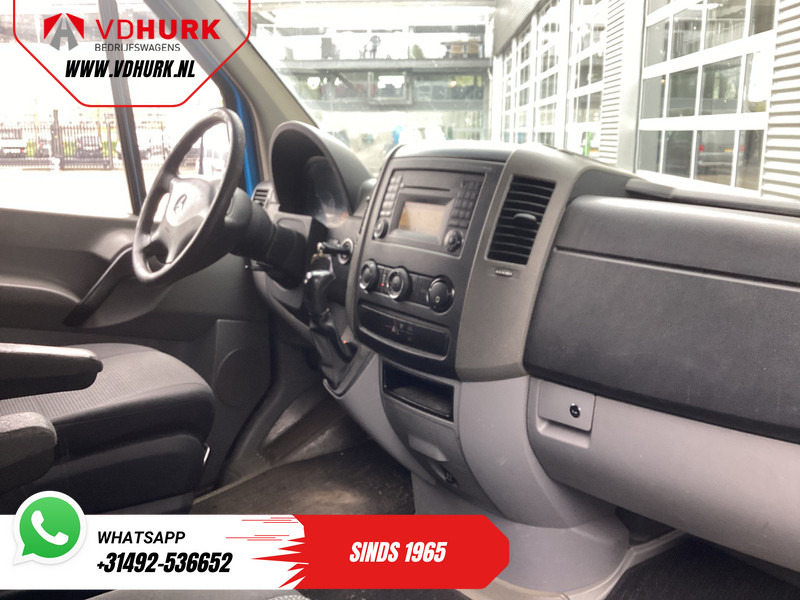 Mercedes-Benz Sprinter 313 2.2 CDI Aut. L2 DC Dubbel Cabine EXPORT ONLY Airco/ 2.8t Trekverm./ Imperiaal & Trap - Суцільнометалевий фургон, Вантажопасажирський фургон: фото 3 Mercedes-Benz Sprinter 313 2.2 CDI Aut. L2 DC Dubbel Cabine EXPORT ONLY Airco/ 2.8t Trekverm./ Imperiaal & Trap - Суцільнометалевий фургон, Вантажопасажирський фургон: фото 3
