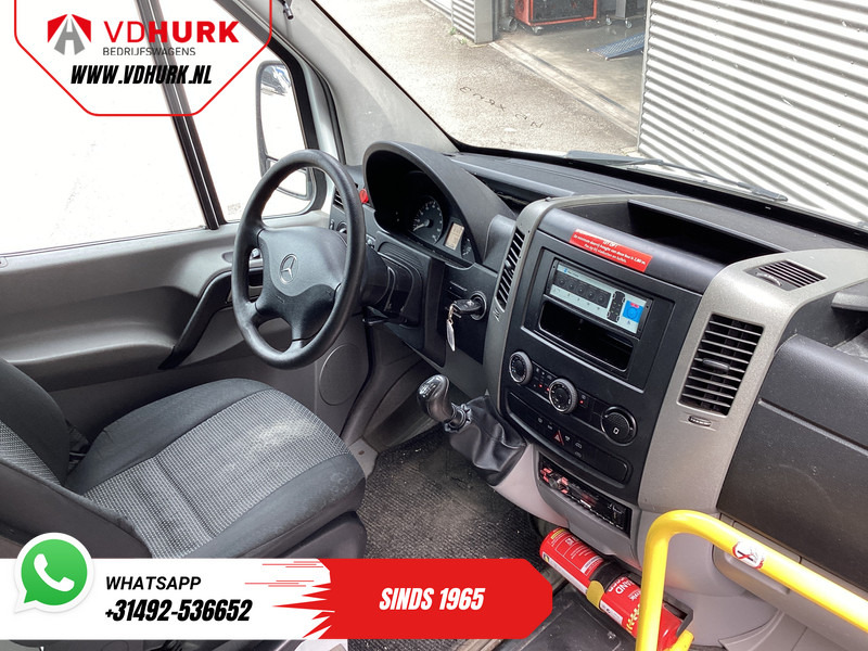 Mercedes-Benz Sprinter 313 2.2 CDI L2H2 €11.132 Incl. BTW BPM VRIJ! EXPORT Combi/ 9 Persoons/ Kombi/ 9P/ Airco/ Rolstoellift - Мікроавтобус, Пасажирський фургон: фото 3 Mercedes-Benz Sprinter 313 2.2 CDI L2H2 €11.132 Incl. BTW BPM VRIJ! EXPORT Combi/ 9 Persoons/ Kombi/ 9P/ Airco/ Rolstoellift - Мікроавтобус, Пасажирський фургон: фото 3