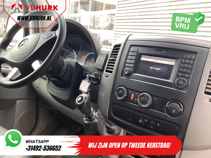 Mercedes-Benz Sprinter 516 2.2 CDI L2H2 EXPORT E6/ Dubbel Lucht/ 3.5t Trekverm./ Imperiaal + Ladder/ Airco/ PDC - Суцільнометалевий фургон: фото 3 Mercedes-Benz Sprinter 516 2.2 CDI L2H2 EXPORT E6/ Dubbel Lucht/ 3.5t Trekverm./ Imperiaal + Ladder/ Airco/ PDC - Суцільнометалевий фургон: фото 3
