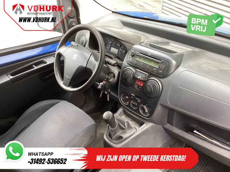 Peugeot Bipper 1.4 HDi EXPORT ONLY Rijdt prima/ Carkit/ Betimmerd/ Radio/ Trekhaak - Легковий фургон: фото 3 Peugeot Bipper 1.4 HDi EXPORT ONLY Rijdt prima/ Carkit/ Betimmerd/ Radio/ Trekhaak - Легковий фургон: фото 3