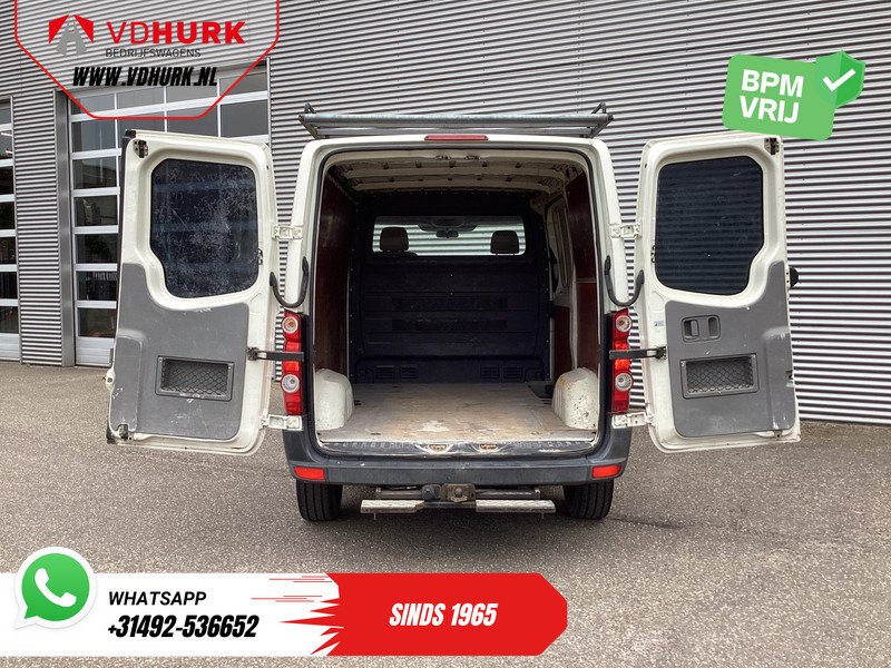 Volkswagen Crafter 35 2.5 TDI EXPORT ONLY MARGE 5 cil./ Riem V.V/ APK 5-2026/ Imperiaal/ Gev.stoel/ 2.8t Trekverm./ Trekhaak/ Airco - Суцільнометалевий фургон: фото 5 Volkswagen Crafter 35 2.5 TDI EXPORT ONLY MARGE 5 cil./ Riem V.V/ APK 5-2026/ Imperiaal/ Gev.stoel/ 2.8t Trekverm./ Trekhaak/ Airco - Суцільнометалевий фургон: фото 5