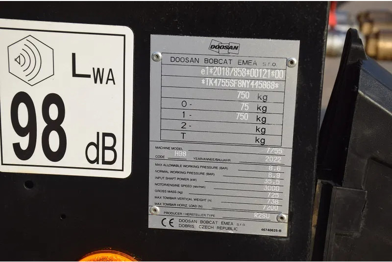 Doosan Doosan 77.55- stock id107 - Повітряний компресор: фото 5 Doosan Doosan 77.55- stock id107 - Повітряний компресор: фото 5