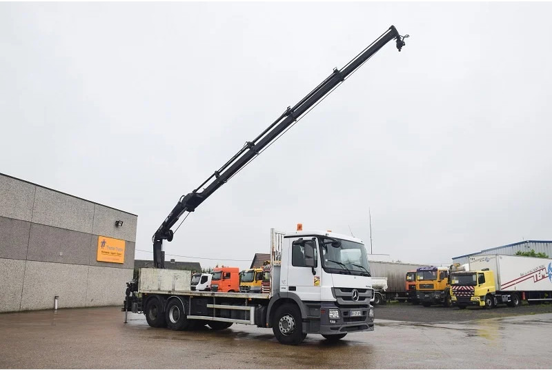 Mercedes-Benz Actros 2641 - Бортова вантажівка/ Платформа, Вантажівка з маніпулятором: фото 1 Mercedes-Benz Actros 2641 - Бортова вантажівка/ Платформа, Вантажівка з маніпулятором: фото 1