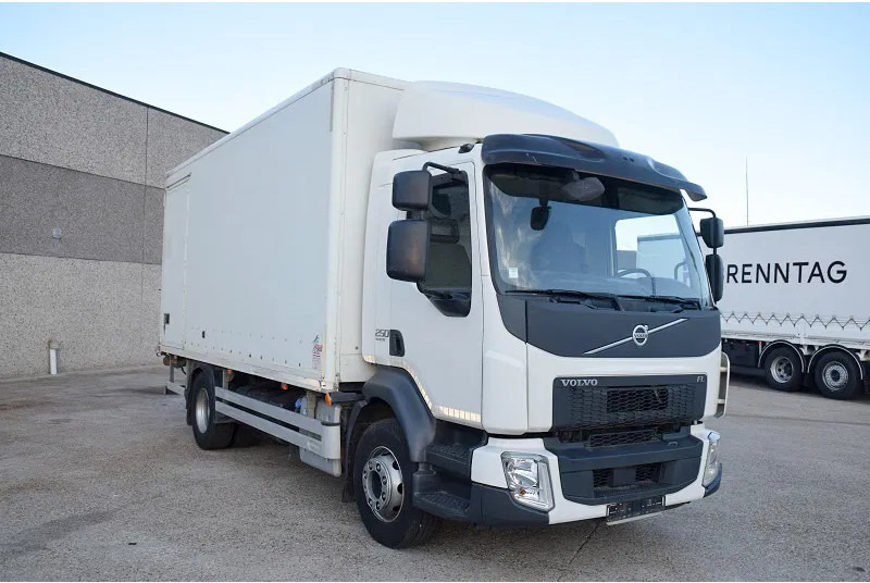 Volvo FL 250 - Вантажівка з закритим кузовом: фото 5 Volvo FL 250 - Вантажівка з закритим кузовом: фото 5
