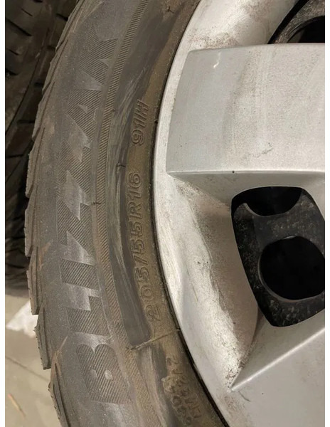 Bridgestone *Mercedes deksels met banden*205/55R16 - Шини і диски в категорії Легкові автомобілі: фото 4 Bridgestone *Mercedes deksels met banden*205/55R16 - Шини і диски в категорії Легкові автомобілі: фото 4
