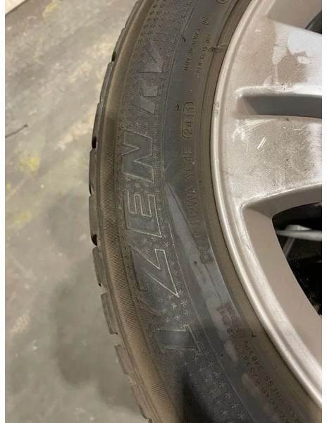 Kumho Kumho banden met Mercedes velgen 255/50 R19 107V - Шини і диски в категорії Легкові автомобілі: фото 3 Kumho Kumho banden met Mercedes velgen 255/50 R19 107V - Шини і диски в категорії Легкові автомобілі: фото 3