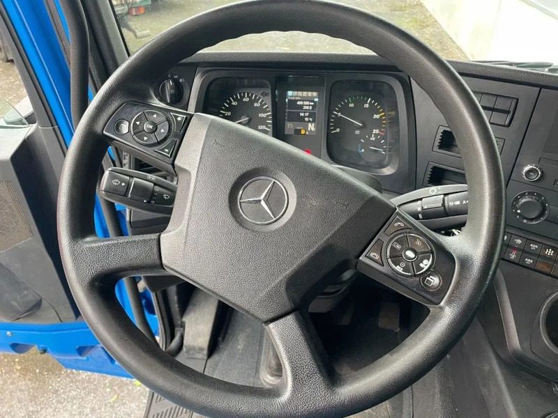 Mercedes-Benz Arocs 3342 *6x6*meegestuurd as*2zijdige kipper*Airco*Bluetooth - Самоскид вантажівка, Вантажівка з маніпулятором: фото 4 Mercedes-Benz Arocs 3342 *6x6*meegestuurd as*2zijdige kipper*Airco*Bluetooth - Самоскид вантажівка, Вантажівка з маніпулятором: фото 4