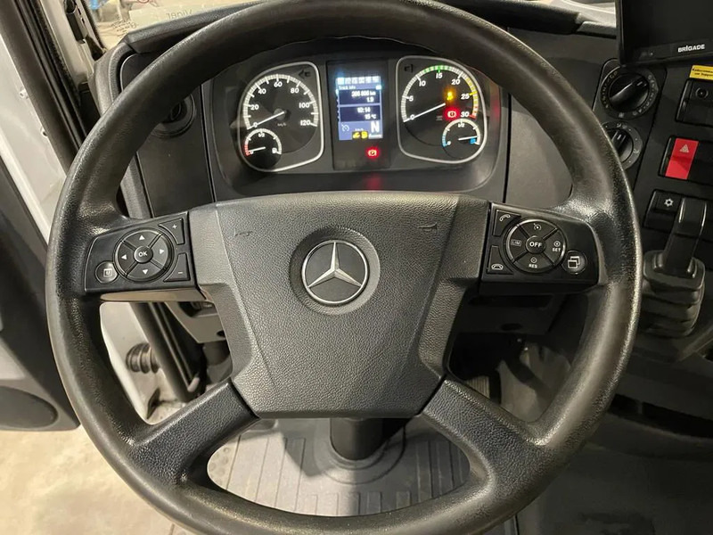 Mercedes-Benz Atego 1621 *Palfinger kraan*Containersysteem*luchtvering achteras*bluetooth - Гаковий мультиліфт вантажівка, Вантажівка з маніпулятором: фото 4 Mercedes-Benz Atego 1621 *Palfinger kraan*Containersysteem*luchtvering achteras*bluetooth - Гаковий мультиліфт вантажівка, Вантажівка з маніпулятором: фото 4