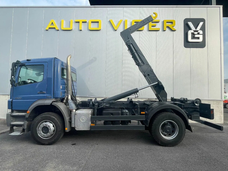 Mercedes-Benz Axor 1833 *cruise control*bluetooth*airconditioning*differentieelslot - Гаковий мультиліфт вантажівка: фото 1 Mercedes-Benz Axor 1833 *cruise control*bluetooth*airconditioning*differentieelslot - Гаковий мультиліфт вантажівка: фото 1