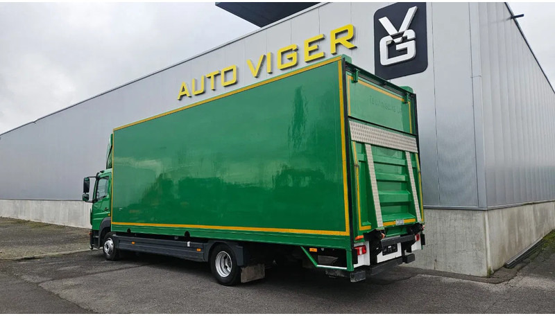 Mercedes-Benz Atego 1018 *L*Achteruitrijcamera*Automaat*Airco*Dhollandia Laadbrug*7149cm - Вантажівка: фото 2 Mercedes-Benz Atego 1018 *L*Achteruitrijcamera*Automaat*Airco*Dhollandia Laadbrug*7149cm - Вантажівка: фото 2