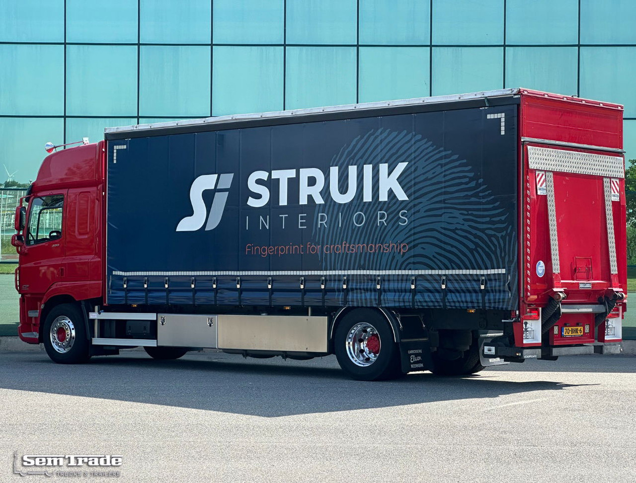 DAF CF 290 FA Space CAB Hardhouten Vloer 2500 KG Klep Nieuw Staat - Вантажівка з закритим кузовом: фото 3 DAF CF 290 FA Space CAB Hardhouten Vloer 2500 KG Klep Nieuw Staat - Вантажівка з закритим кузовом: фото 3