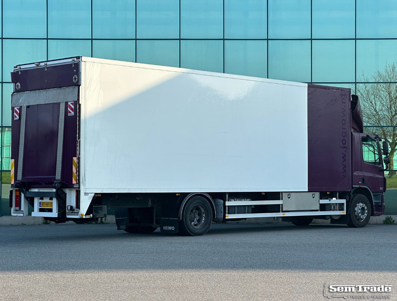 DAF CF 75 Isolated BOX + Heater Tail Lift 478.000 KM Holland-Truck - Вантажівка з закритим кузовом: фото 4 DAF CF 75 Isolated BOX + Heater Tail Lift 478.000 KM Holland-Truck - Вантажівка з закритим кузовом: фото 4