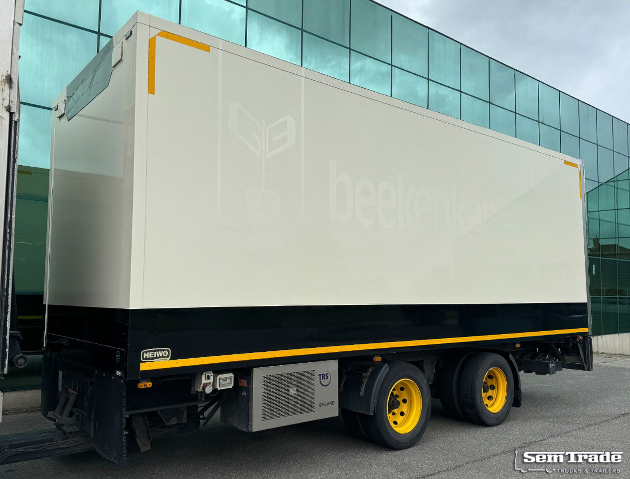 HTF Heiwo Isolated BOX TRS Cooling Tail Lift Holland-Trailer - Рефрижератор причіп: фото 1 HTF Heiwo Isolated BOX TRS Cooling Tail Lift Holland-Trailer - Рефрижератор причіп: фото 1