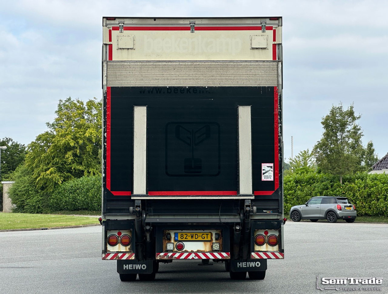 Scania R450 Retarder TRS Cooling Heiwo Isolated Boxes Tail Lift NL-Combi - Рефрижератор вантажівка: фото 4 Scania R450 Retarder TRS Cooling Heiwo Isolated Boxes Tail Lift NL-Combi - Рефрижератор вантажівка: фото 4