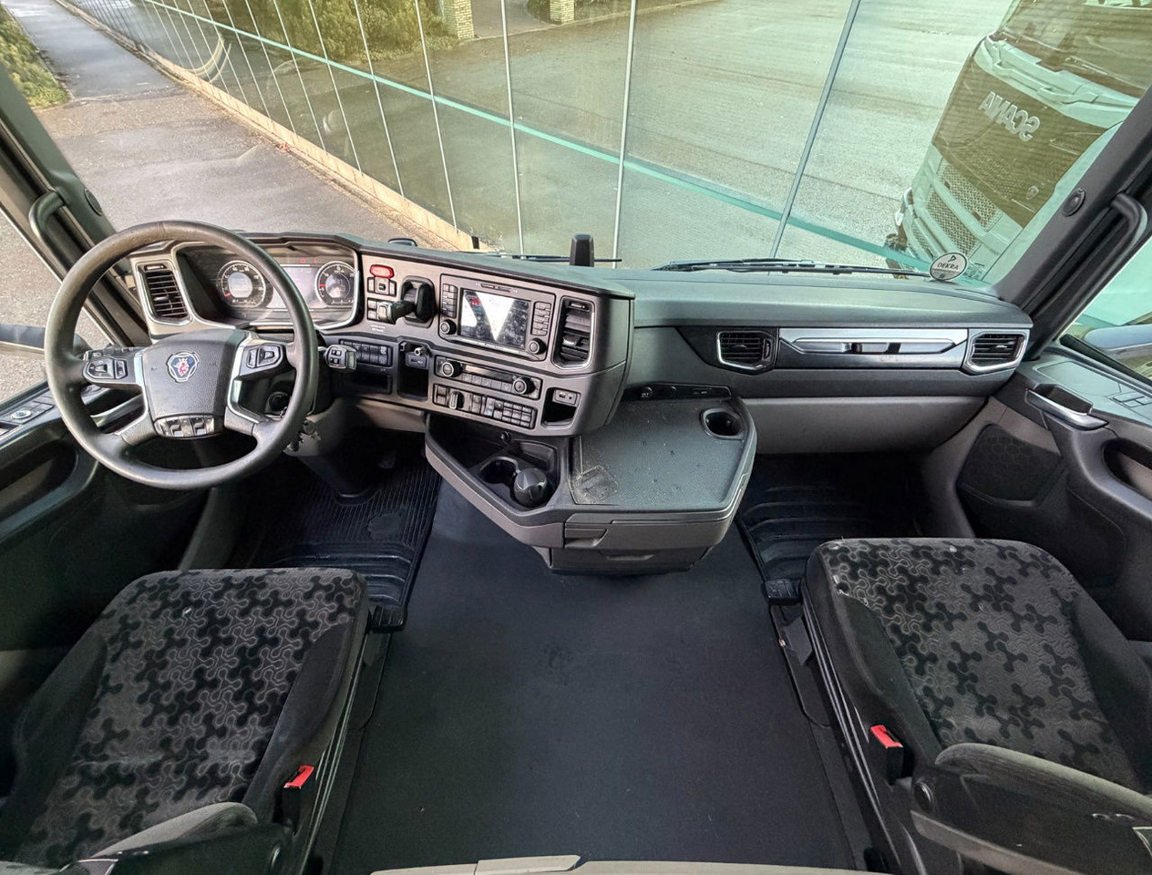 Рефрижератор вантажівка Scania S450 Full AIR Retarder VAN Beurden Isolated BOX Hydrarolls TRS Cooling NL-Truck: фото 10 Рефрижератор вантажівка Scania S450 Full AIR Retarder VAN Beurden Isolated BOX Hydrarolls TRS Cooling NL-Truck: фото 10