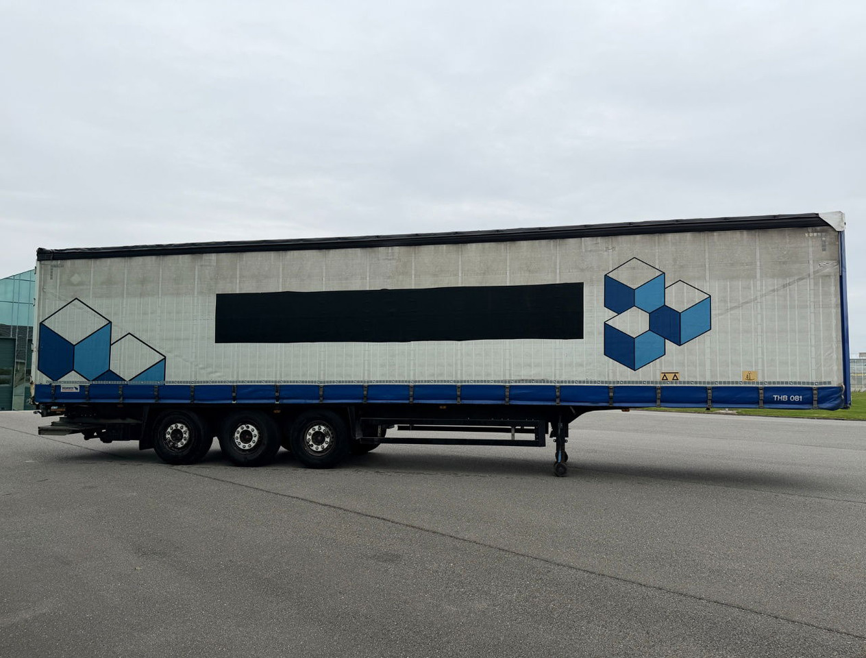 Schmitz Cargobull SCBS3T Disc Brakes Galvanised Chassis 2.000 KG Lift NL Trailer - Тентований напівпричіп: фото 5 Schmitz Cargobull SCBS3T Disc Brakes Galvanised Chassis 2.000 KG Lift NL Trailer - Тентований напівпричіп: фото 5