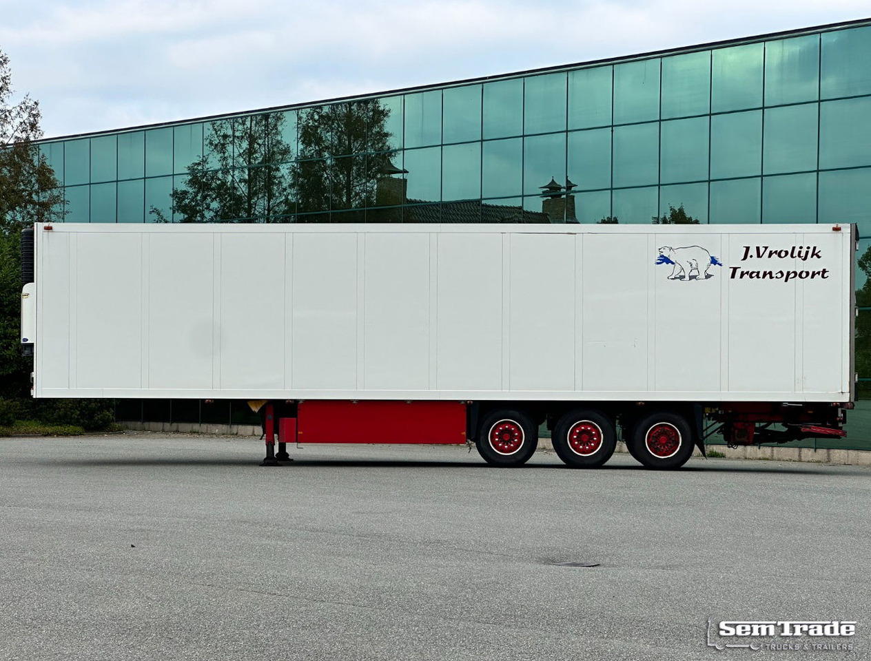 Schmitz Cargobull SKO 24 Carrier Maxima 1300 Flower Wide 2X Lift Axle - Рефрижератор напівпричіп: фото 2 Schmitz Cargobull SKO 24 Carrier Maxima 1300 Flower Wide 2X Lift Axle - Рефрижератор напівпричіп: фото 2