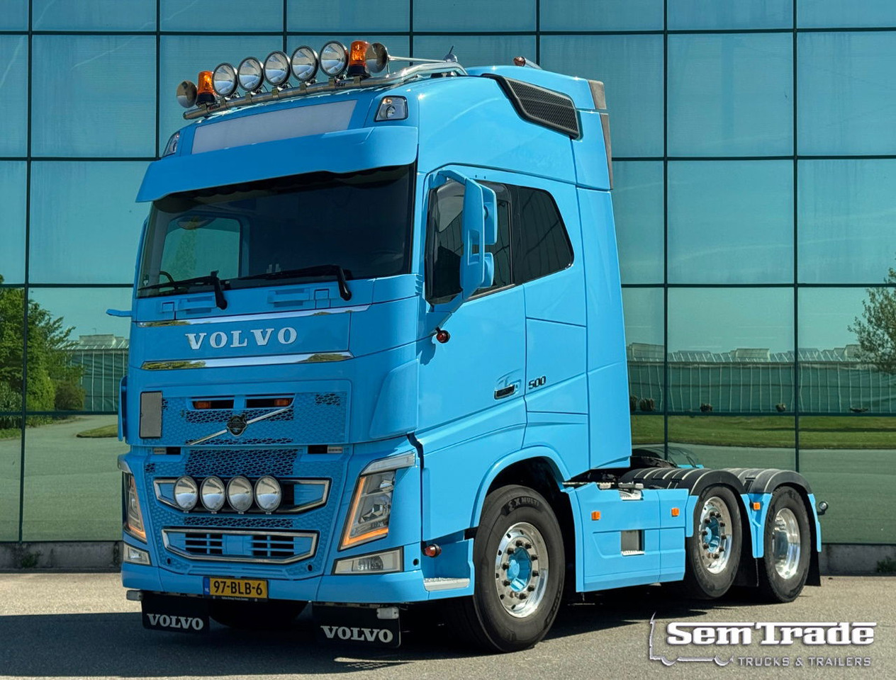 Volvo FH 500 6X2 Globetrotter 2x Tanks 672.000 KM TOP Condition NL Truck - Тягач: фото 1 Volvo FH 500 6X2 Globetrotter 2x Tanks 672.000 KM TOP Condition NL Truck - Тягач: фото 1
