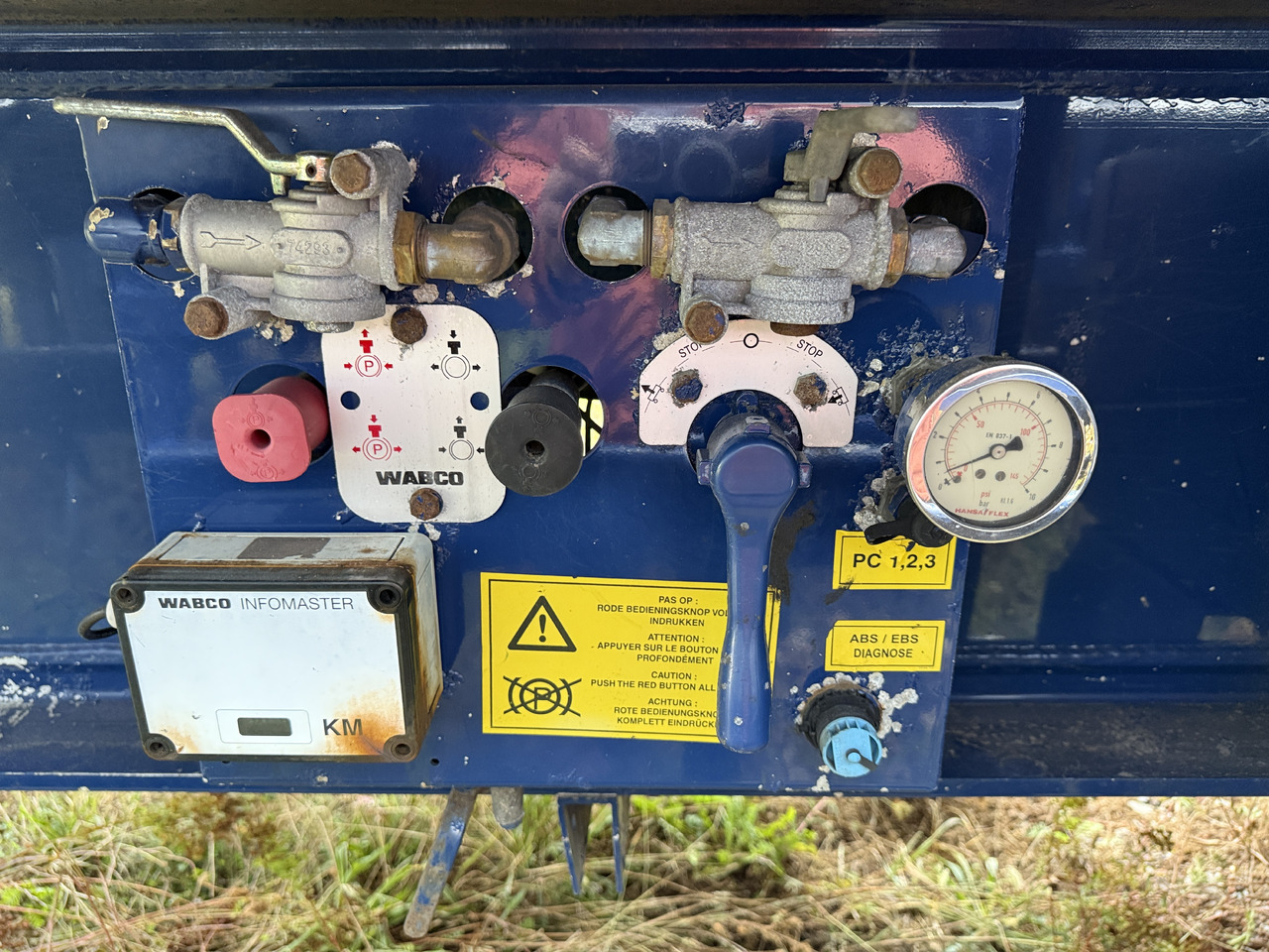 STAS 67m3 ADR classes EX II. FL. OX. AT - Самоскид напівпричіп: фото 5 STAS 67m3 ADR classes EX II. FL. OX. AT - Самоскид напівпричіп: фото 5