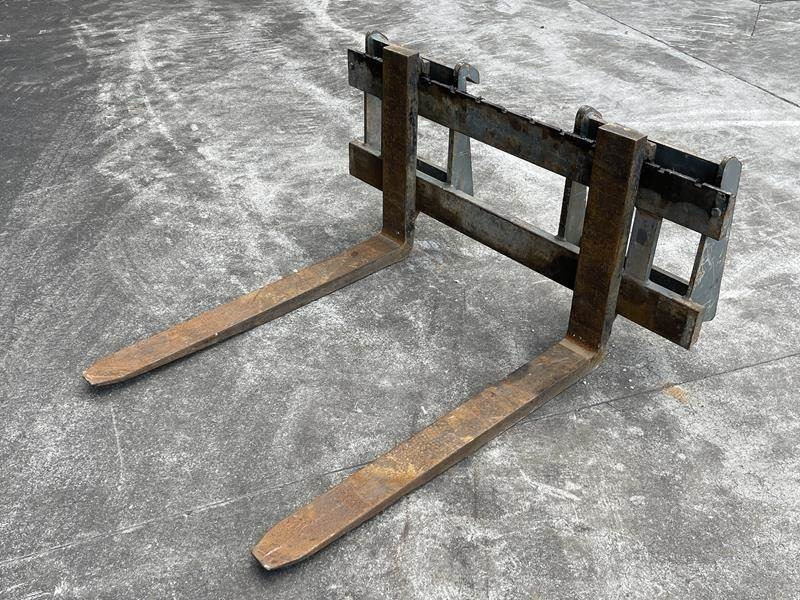 Bobcat S 450 - Колісний навантажувач: фото 2 Bobcat S 450 - Колісний навантажувач: фото 2