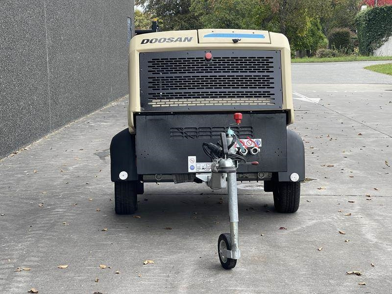 Doosan 7 / 25 - G - N - Повітряний компресор: фото 2 Doosan 7 / 25 - G - N - Повітряний компресор: фото 2