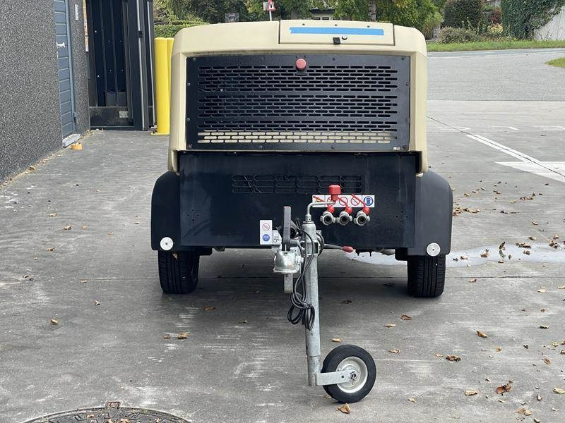 Doosan 7 / 25 - G - N - Повітряний компресор: фото 2 Doosan 7 / 25 - G - N - Повітряний компресор: фото 2