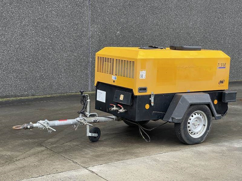 Doosan 7 / 31 E - Повітряний компресор: фото 1 Doosan 7 / 31 E - Повітряний компресор: фото 1