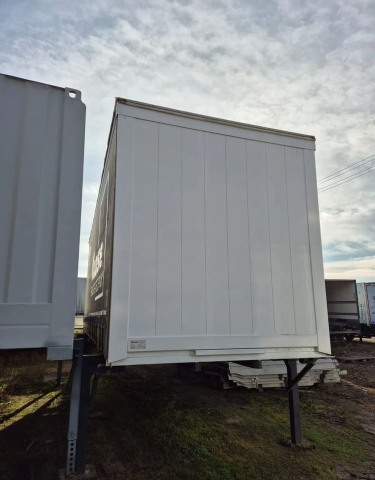 Krone - Тентований кузов: фото 3 Krone - Тентований кузов: фото 3