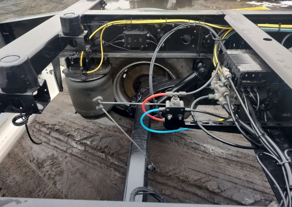 Krone Przyczepa BDF Krone - Контейнеровоз/ Змінний кузов причіп: фото 2 Krone Przyczepa BDF Krone - Контейнеровоз/ Змінний кузов причіп: фото 2