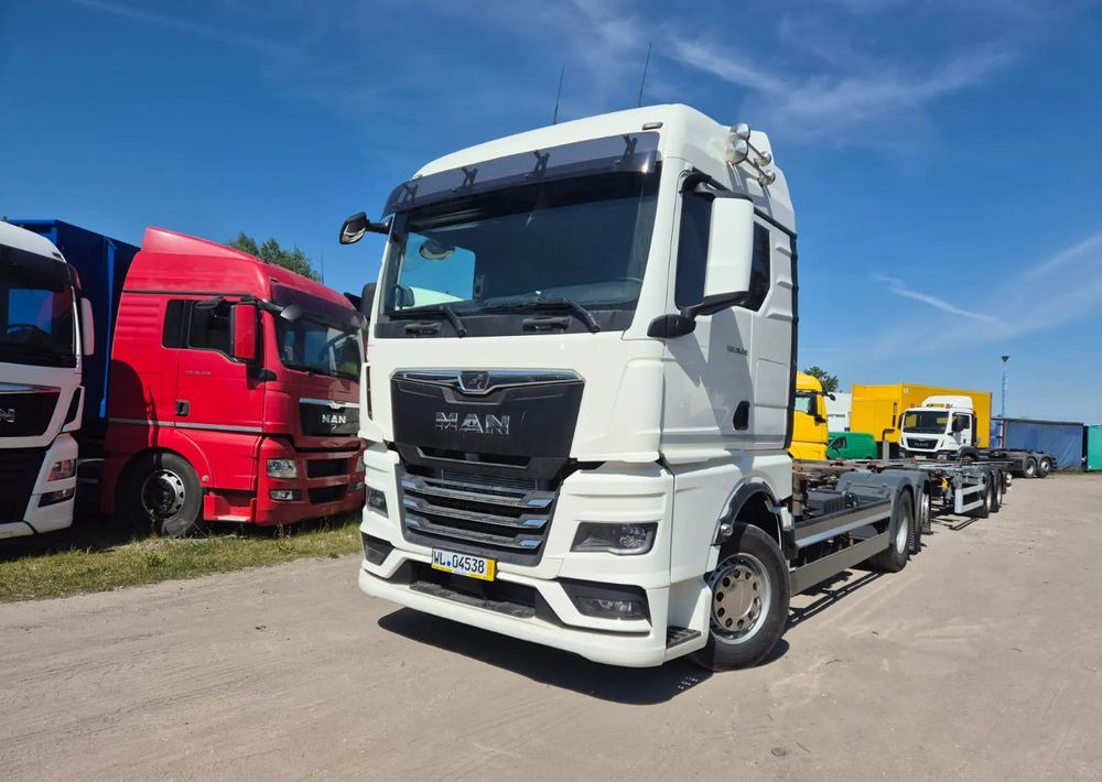 MAN MAN TGX BDF 26-510 oś skrętna - Вантажівка шасі: фото 1 MAN MAN TGX BDF 26-510 oś skrętna - Вантажівка шасі: фото 1