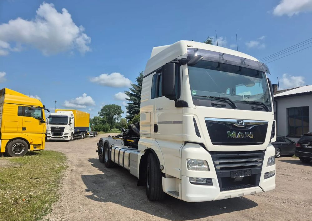 MAN TGX 26-460 Hakowiec oś skrętna - Гаковий мультиліфт вантажівка: фото 2 MAN TGX 26-460 Hakowiec oś skrętna - Гаковий мультиліфт вантажівка: фото 2
