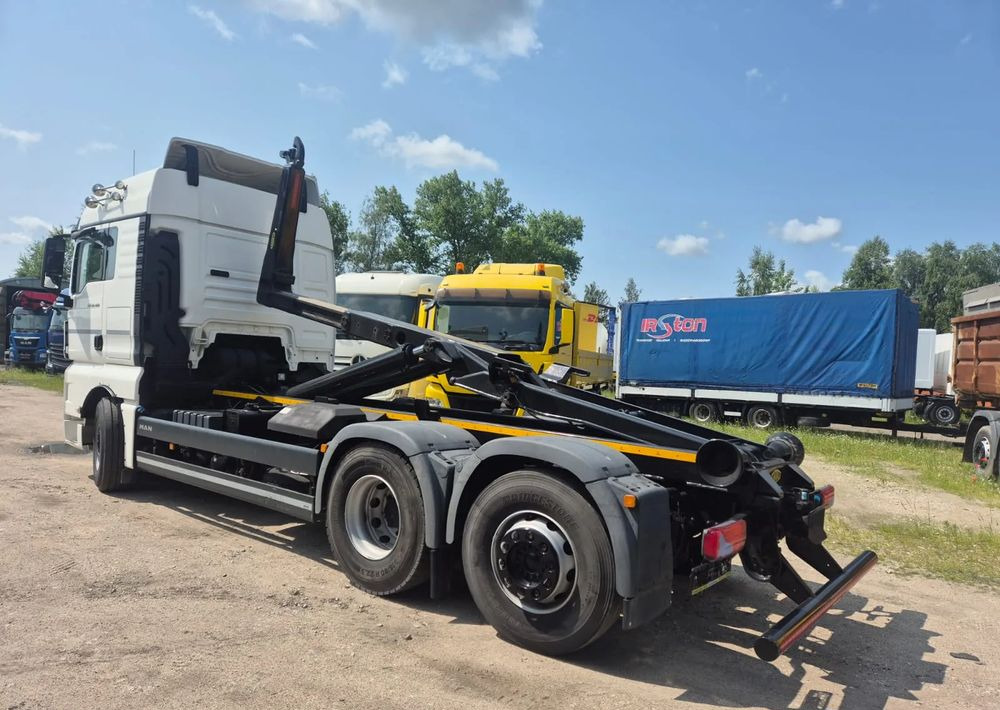 MAN TGX 26-460 Hakowiec oś skrętna - Гаковий мультиліфт вантажівка: фото 1 MAN TGX 26-460 Hakowiec oś skrętna - Гаковий мультиліфт вантажівка: фото 1