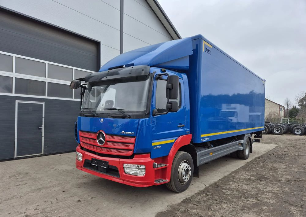 Mercedes-Benz Atego 1330 Euro 6 - Вантажівка з закритим кузовом: фото 1 Mercedes-Benz Atego 1330 Euro 6 - Вантажівка з закритим кузовом: фото 1